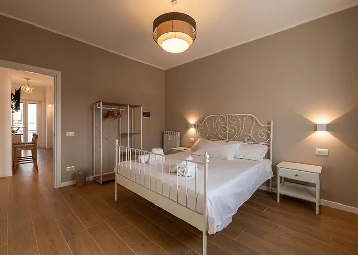 아파트 Romanamente